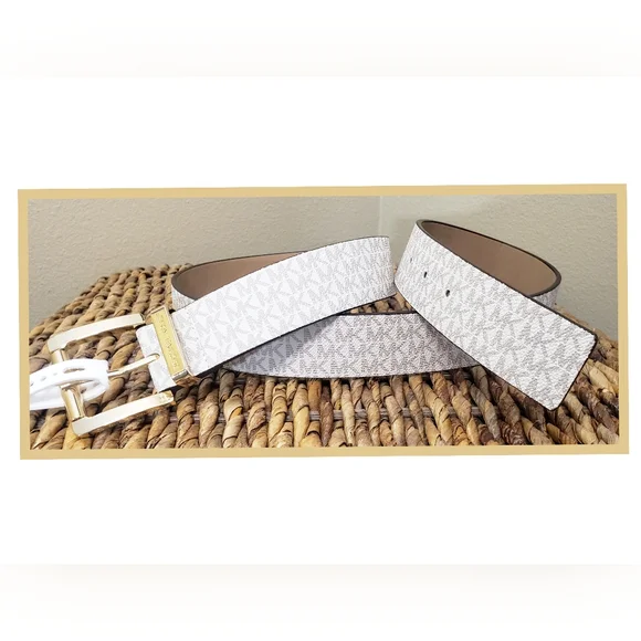 MICHAEL Michael Kors | Accessories | Nwt Michael Kors Light  display picture 3